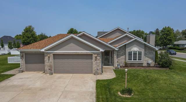 Photo of 413 W Cook St, Manteno, IL 60950