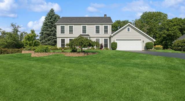 Photo of 3711 Tamarisk Ct, Crystal Lake, IL 60012
