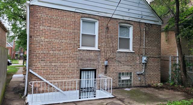 Photo of 8617 S Bennett Ave, Chicago, IL 60617