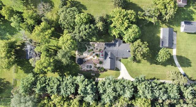 Photo of 14111 Hansberry Rd, Rockton, IL 61072