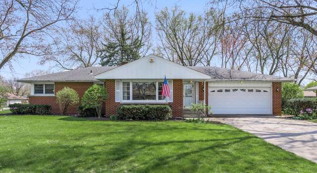 Photo of 745 Konen Ave, Aurora, IL 60505