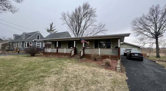 Photo of 194 E Plank Rd, Burlington, IL 60109