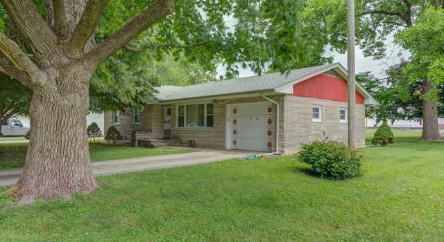 Photo of 220 N Indiana St, Atwood, IL 61913