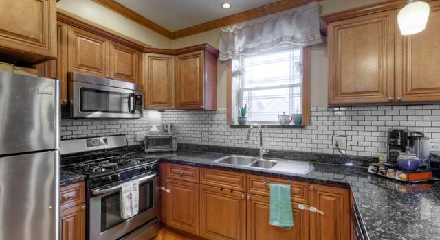 Photo of 7223 N Oakley Ave Unit 1E, Chicago, IL 60645