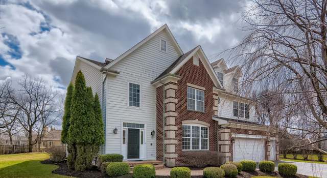 Photo of 913 W Aspen Ct, Palatine, IL 60067