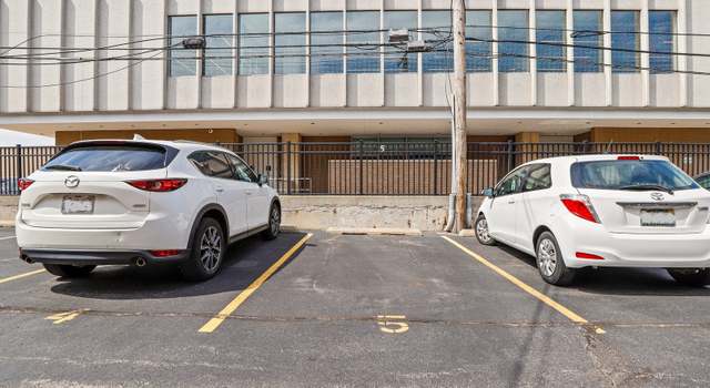 Photo of 5200 Galitz St #403, Skokie, IL 60077