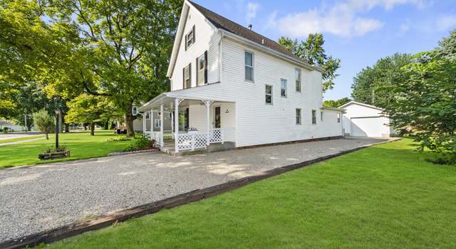 Photo of 219 N Oak St, Toluca, IL 61369