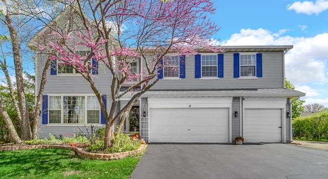 Photo of 4 Regal Ct, Algonquin, IL 60102