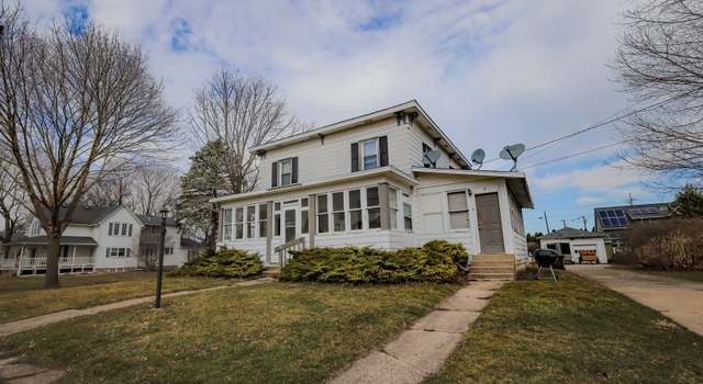 Photo of 211 W 3rd St, Byron, IL 61010