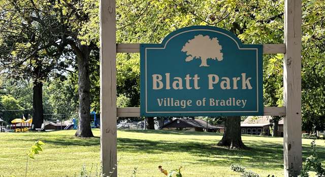 Photo of 1219 Blatt Blvd, Bradley, IL 60915