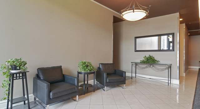 Photo of 3113 W Lawrence Ave Unit C302, Chicago, IL 60625