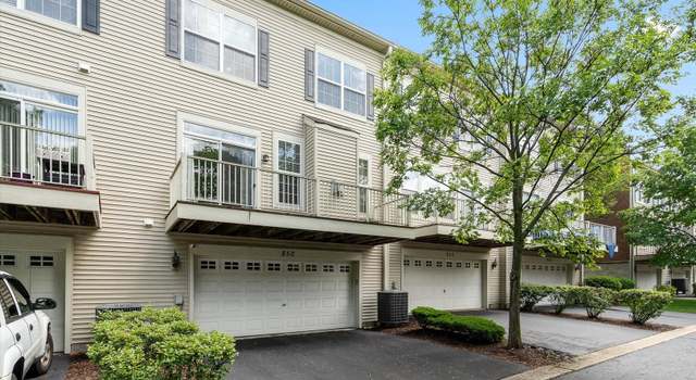 Photo of 852 Station Blvd, Aurora, IL 60504