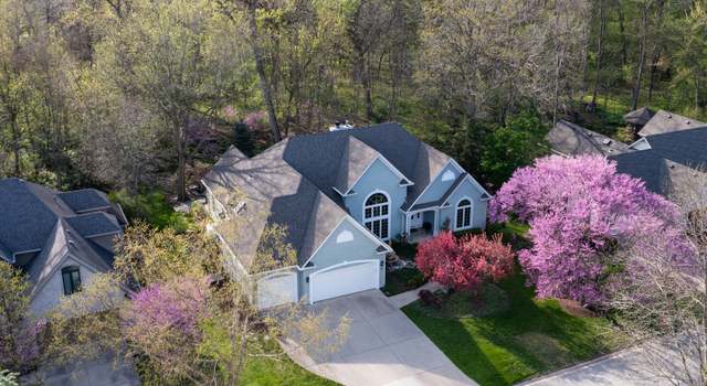 Photo of 35 Walnut Cir, Sugar Grove, IL 60554