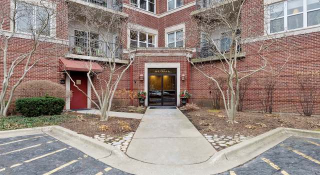 Photo of 310 E Church St #109, Libertyville, IL 60048