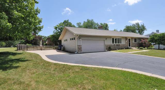 Photo of 36417 N Lawrence Ct, Lake Villa, IL 60046