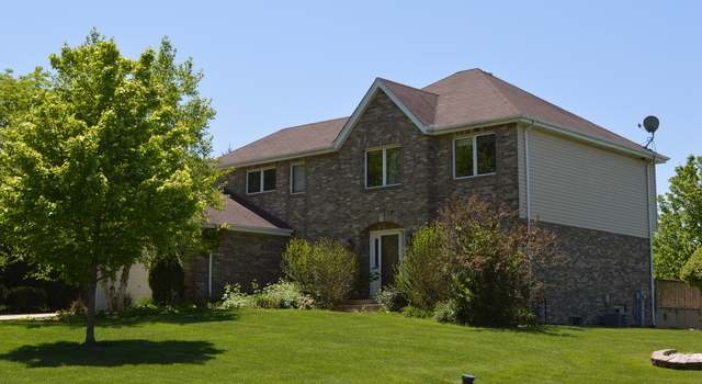 Photo of 1078 Douglas Ln, Crete, IL 60417