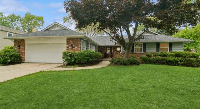 Photo of 1116 W Mallard Dr, Palatine, IL 60067