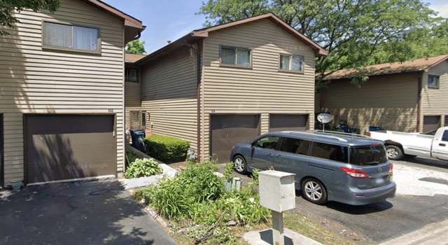 Photo of 164 S Ruga Ct, Addison, IL 60101