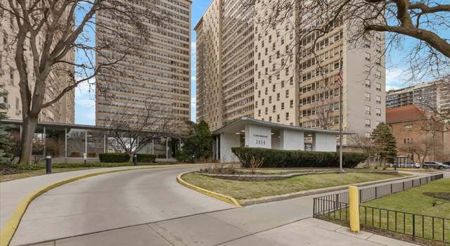 Photo of 3950 N Lake Shore Dr #2004, Chicago, IL 60613