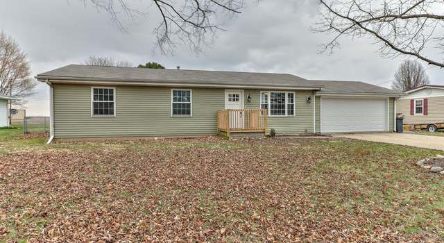 Photo of 713 S East St, Homer, IL 61849