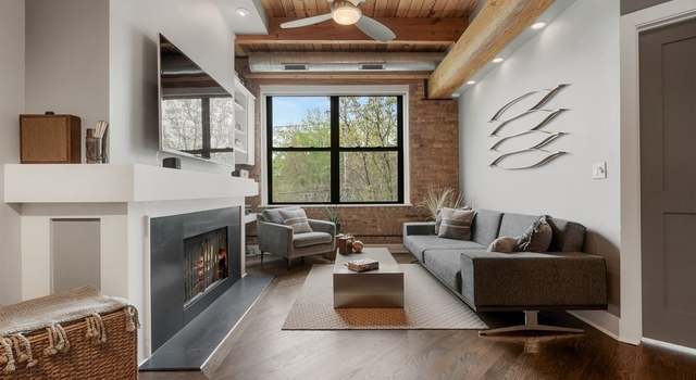 Photo of 3201 N Ravenswood Ave #202, Chicago, IL 60657
