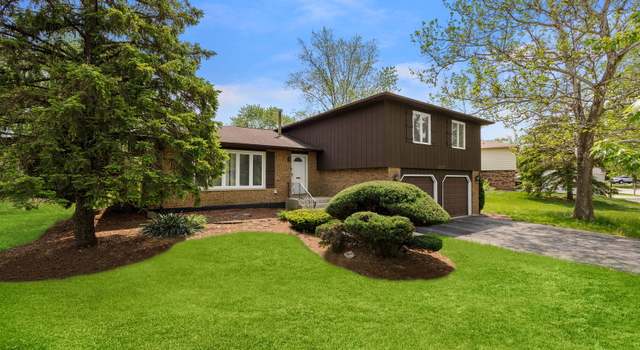 Photo of 22427 Riverside Dr, Richton Park, IL 60471