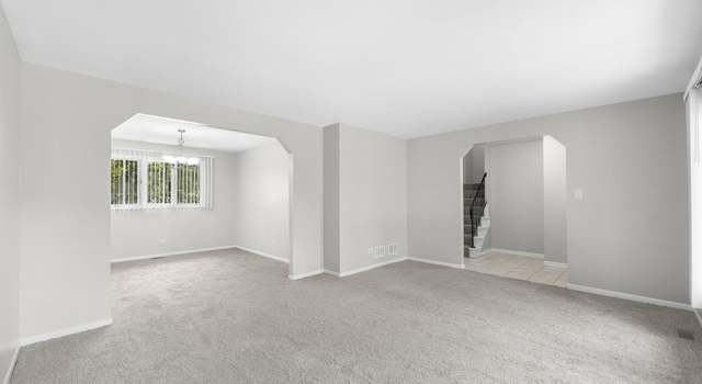 Photo of 22427 Riverside Dr, Richton Park, IL 60471