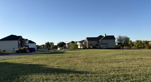 Photo of 2261 Cryder Ct, Yorkville, IL 60560