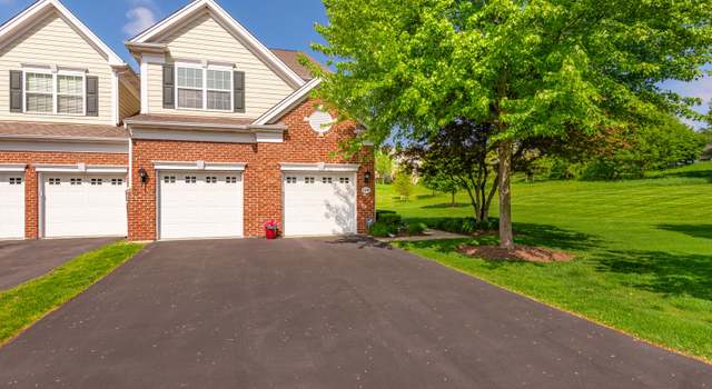 Photo of 1110 Pine Valley Ct, Elgin, IL 60124