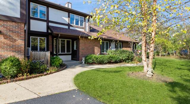 Photo of 1068 Shermer Rd, Glenview, IL 60025