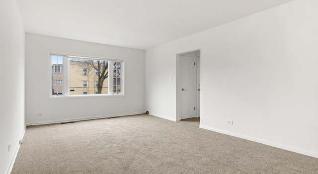 Photo of 2605 W SUMMERDALE Ave, Chicago, IL 60625