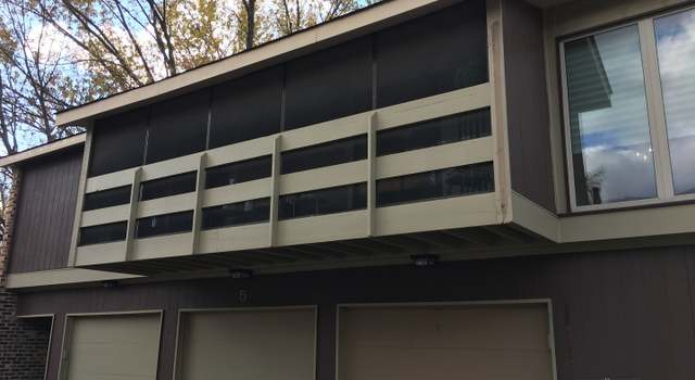 Photo of 5 W Stonebridge Ct Unit C, Palos Hills, IL 60465