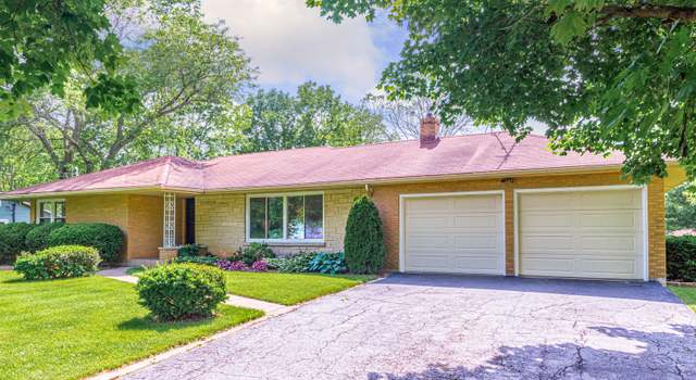 Photo of 0N558 Herrick Dr, Wheaton, IL 60187