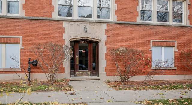 Photo of 2050 W Jarvis Ave #1, Chicago, IL 60645