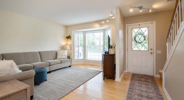 Photo of 9102 Carlisle Ln, Orland Park, IL 60462