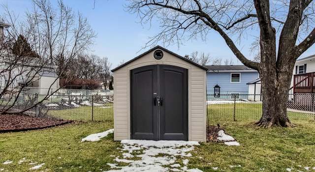 Photo of 7925 Berkshire Dr, Hanover Park, IL 60133