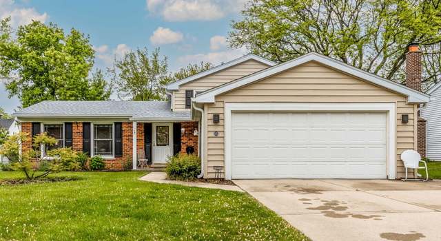 Photo of 832 Boxwood Ln, Buffalo Grove, IL 60089