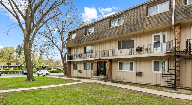 Photo of 2304 Algonquin Rd #3, Rolling Meadows, IL 60008
