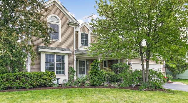 Photo of 112 Thompson Blvd, Buffalo Grove, IL 60089