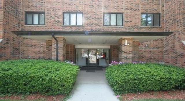 Photo of 9386 Landings Ln #305, Des Plaines, IL 60016