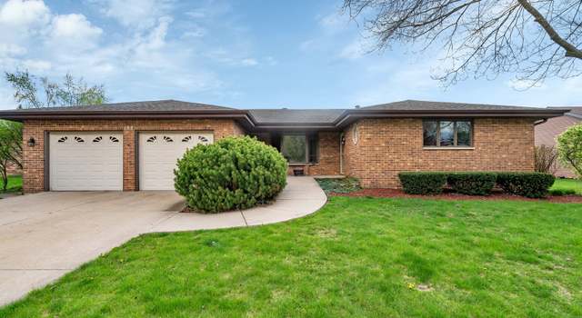 Photo of 108 Blackhawk Dr, Minooka, IL 60447