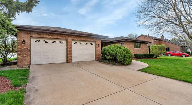 Photo of 108 Blackhawk Dr, Minooka, IL 60447