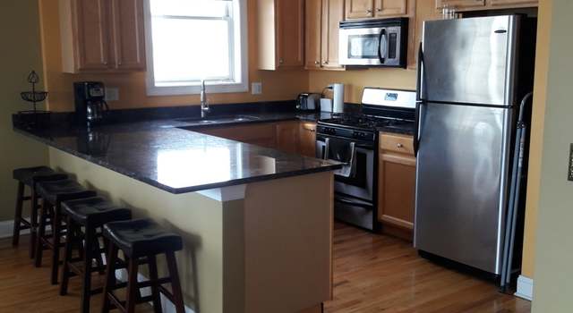 Photo of 223 E 31st St #4, Chicago, IL 60616