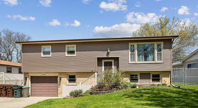 Photo of 5724 Merlin Ct, Oak Forest, IL 60452