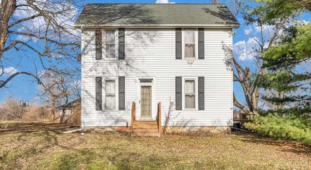 Photo of 1102 County Road 2200 E, Sidney, IL 61877