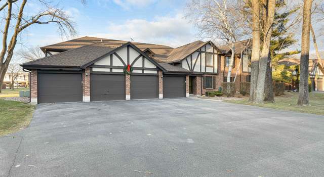 Photo of 8244 Chestnut Dr Unit 38A, Palos Hills, IL 60465