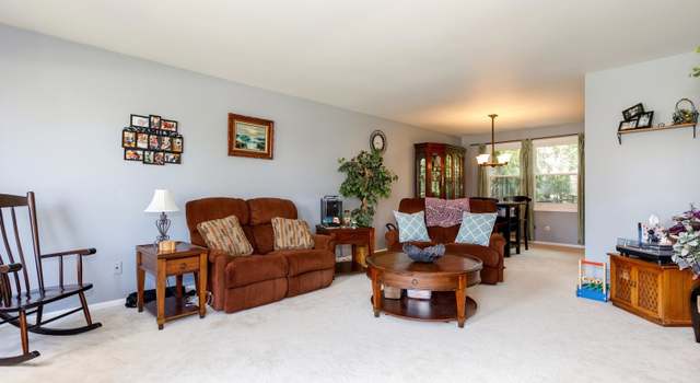 Photo of 8336 Waterford Dr, Tinley Park, IL 60477