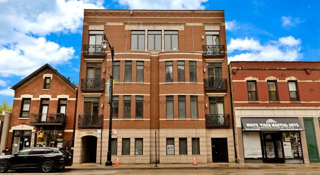 Photo of 1359 W Fullerton Ave Unit 2E, Chicago, IL 60614