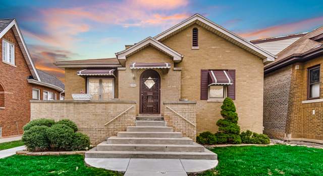 Photo of 9521 S Hoyne Ave, Chicago, IL 60643