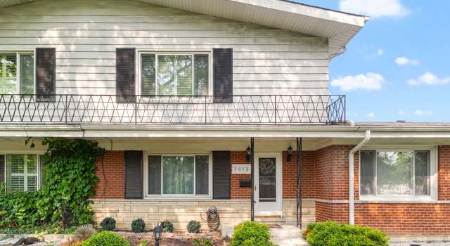 Photo of 7013 W Greenleaf St, Niles, IL 60714